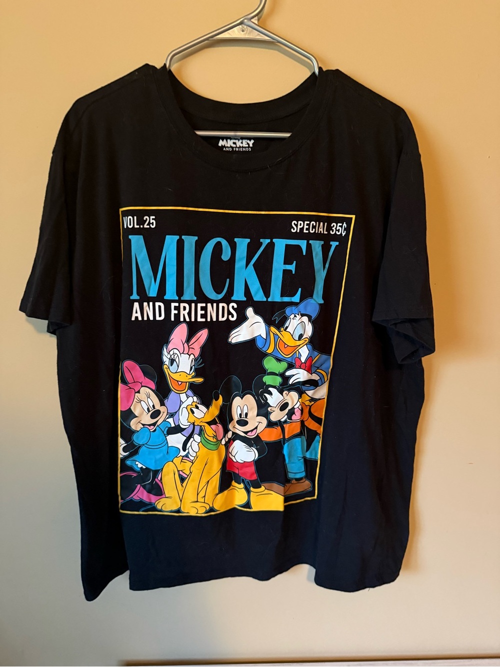 Disney Graphic Woman’s  T‑Shirt